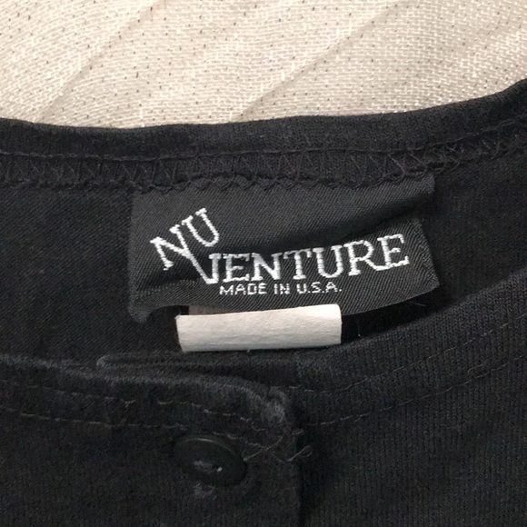 Sleeveless Shirt Plus Size - Picture 2 of 3